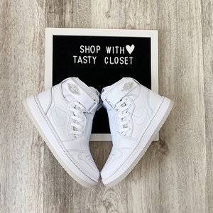 nike air jordan nova